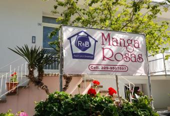 R&B Manga Rosas has Balcony rooms