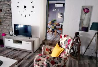 Old House Morinj-Tara has Balcony rooms