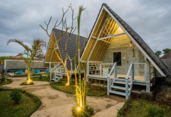 D Yuki Huts Lembongan has Balcony rooms