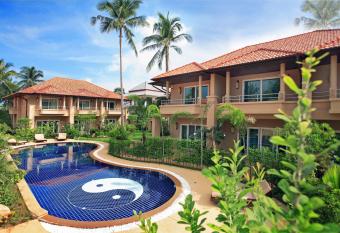 Park Lane has Balcony rooms