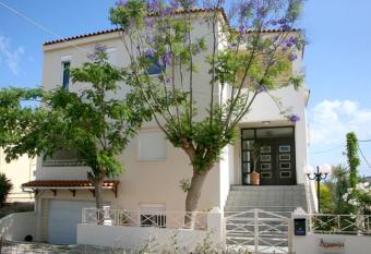 Armonia Apartments has Balcony rooms