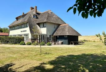 Villa Nieuwland B&B allows 18 year olds to book a room