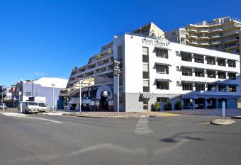 Manly Paradise Motel & Apartments has Balcony rooms