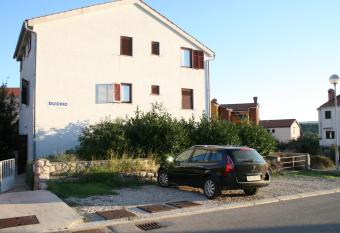 Apartments Duomo has Balcony rooms