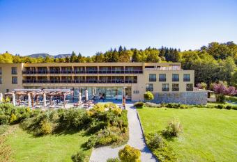 Hotel Trako    an has Balcony rooms