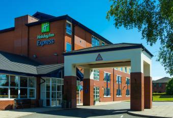 Holiday Inn Express Burton on Trent, an IHG Hotel allows 18 year olds to book a room