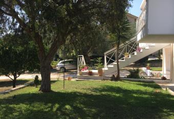 Armonia Apartment has Balcony rooms