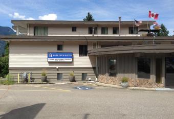 Hope Inn and Suites allows 18 year olds to book a room