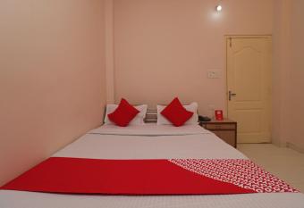 OYO Flagship Hotel Steel City allows 18 year olds to book a room