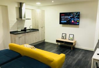 Apartamentos Arriba by gaiarooms allows 18 year olds to book a room