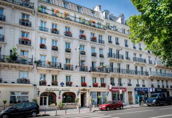 Hotel Minerve allows 18 year olds to book a room