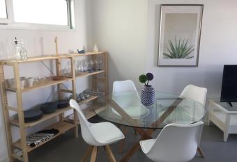 atico coqueto los martines allows 18 year olds to book a room