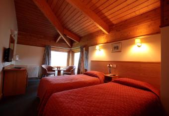 Dorset Resort Hotel allows 18 year olds to book a room