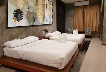 D Huahin Vintage & Loft has Balcony rooms