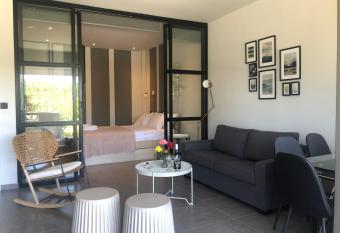 siviri suites has Balcony rooms