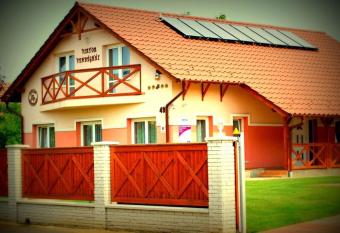 Viktor Vend  gh  z   s Apartmanh  z has Balcony rooms