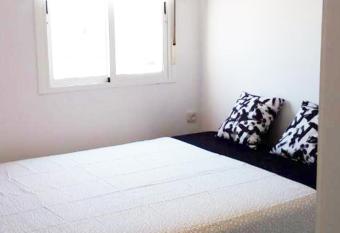   tico Gran Teatro Falla has Smoking rooms