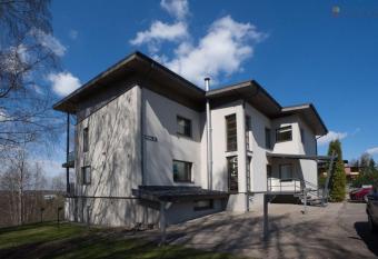 Nuustaku Villa has Balcony rooms