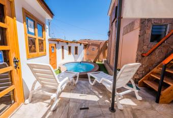 Hotel Parina Atacama allows 18 year olds to book a room