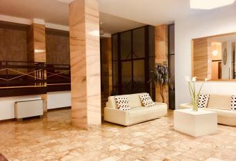 Grand Hotel Bolognese has Balcony rooms