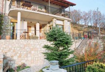 Guesthouse Irida has Balcony rooms