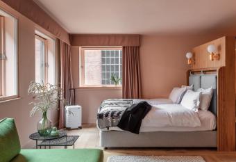 Whitworth Locke allows 18 year olds to book a room