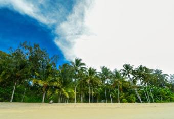 Kewarra Beach Resort has Balcony rooms