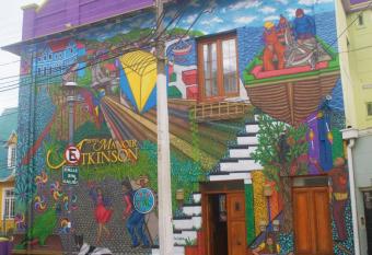 Hotel Manoir Atkinson has Balcony rooms