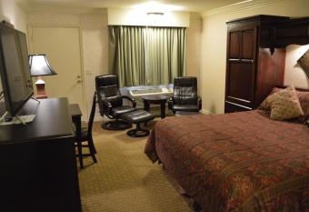 Cedar Lodge allows 18 year olds to book a room