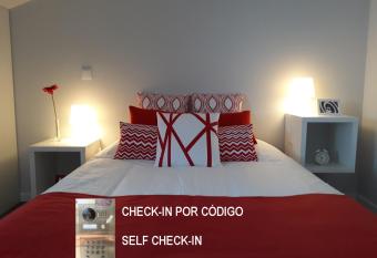 Casa Pirosa2 has Balcony rooms