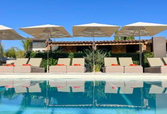 H  tel La Dimora & Spa has Balcony rooms