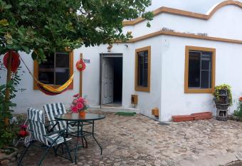 Casa Dante has Smoking rooms