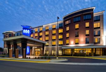 Hotel Indigo Atlanta Airport - College Park By IHG has Balcony rooms