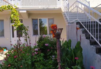 Emzari s Apartment has Balcony rooms