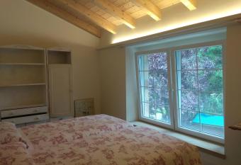 La Bicicleta Casa Rural has Balcony rooms