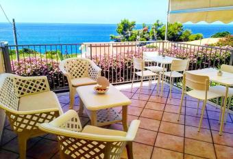B&B Il Faro has Balcony rooms