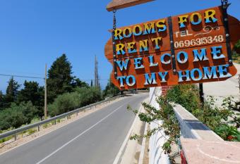 Hotel Panorama Piqeras has Balcony rooms