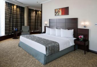 Ayass Hotel has rooms with a private hot tub