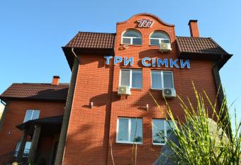                   allows 18 year olds to book a room