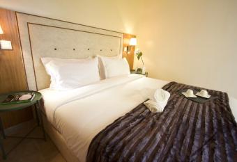 Suite Loc Luxury Aparthotel has Balcony rooms