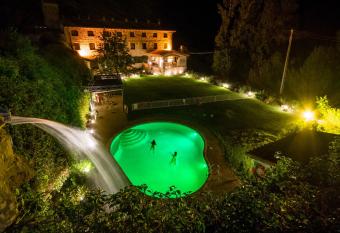 Font del Pas allows 18 year olds to book a room