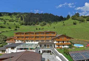 Naturhotel Haller has Balcony rooms