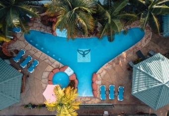 Bungalows Ballena allows 18 year olds to book a room