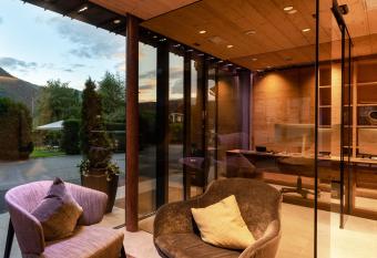 Anewandter Historic Hotel has Balcony rooms