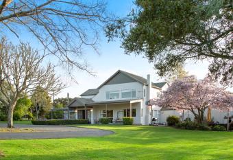 Maxwell s Golf Retreat allows 18 year olds to book a room