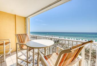 Santa Rosa Boulevard Condos has Balcony rooms