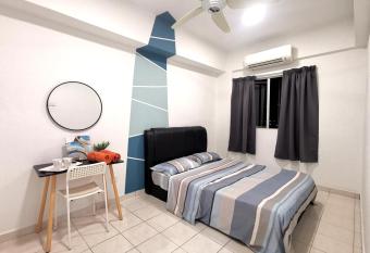 Menjalara Kepong Desapark & MITEC             -Room Only has Balcony rooms