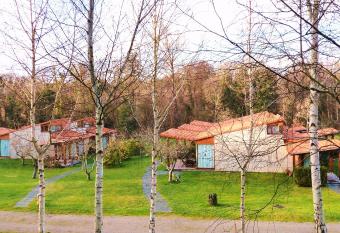 Bungalow Camping Los Manzanos has Balcony rooms