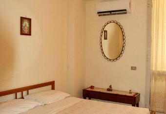 Casa Paola has Balcony rooms