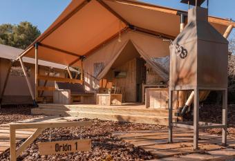 Camping El Garrofer allows 18 year olds to book a room